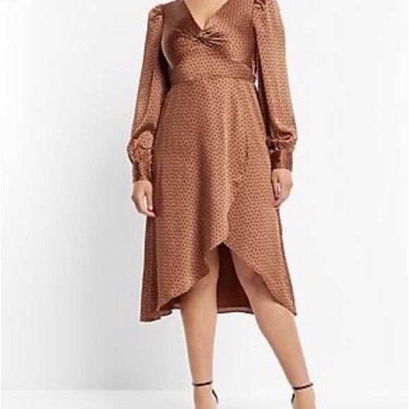 EXPRESS POLKA DOT‎ LONG SLEEVE TWIST FRONT MIDI DRESS NWT SZ MED - Picture 8 of 16